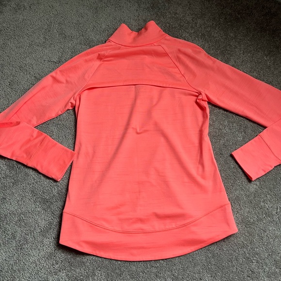 Mesh Panel Quarter Zip | Reebok - Picture 3 of 4